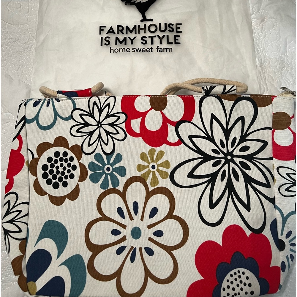Cute Farmhouse tote.